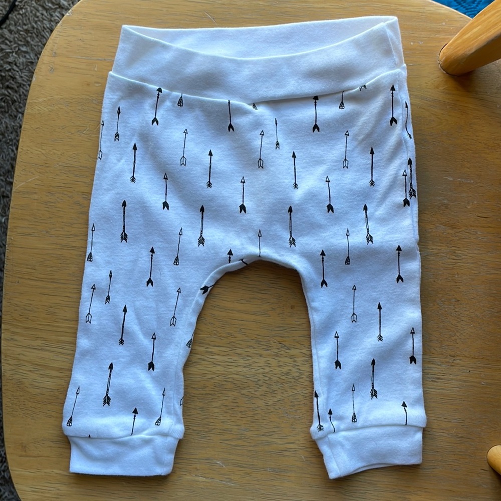 Rae Dunn Baby by Magenta sz 3-6m
